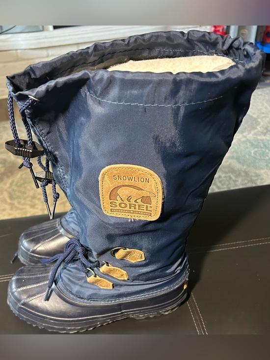 Sorel Shoes - Sorel Snowlion Navy and Tan Women's Winter Boots Size 6